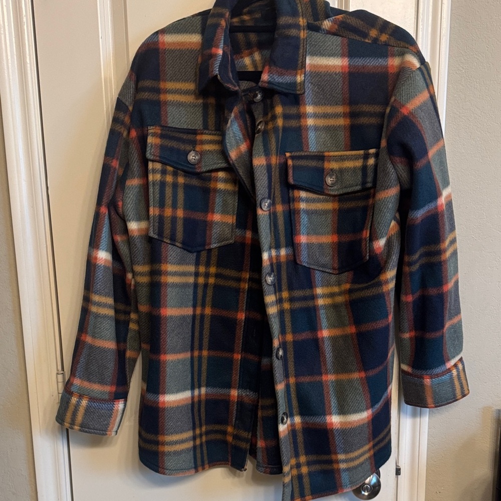 Women’s plaid shacket